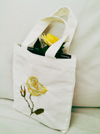 Golden Centifolia- Mini Book-Bouquet Holder