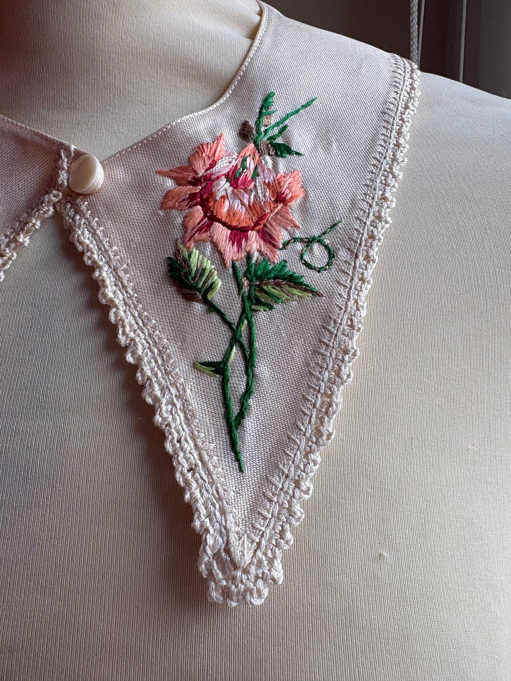 Athanor Rose Collar No. 1