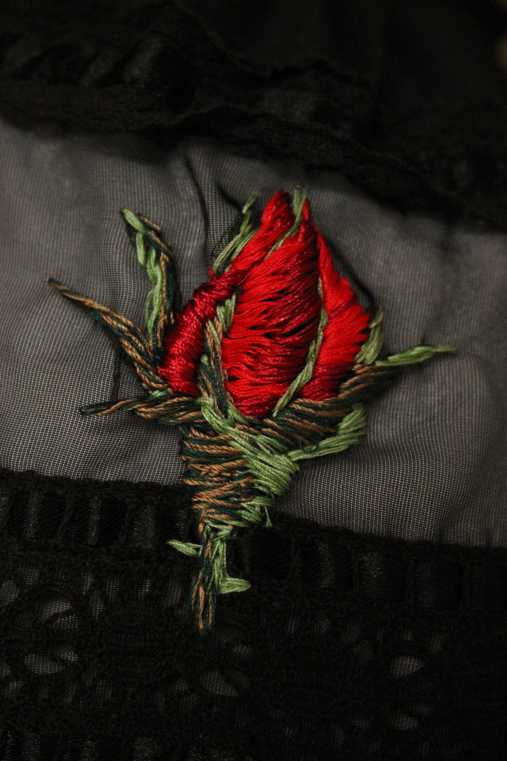 Red Rosebuds Dirndl Blouse No. 1