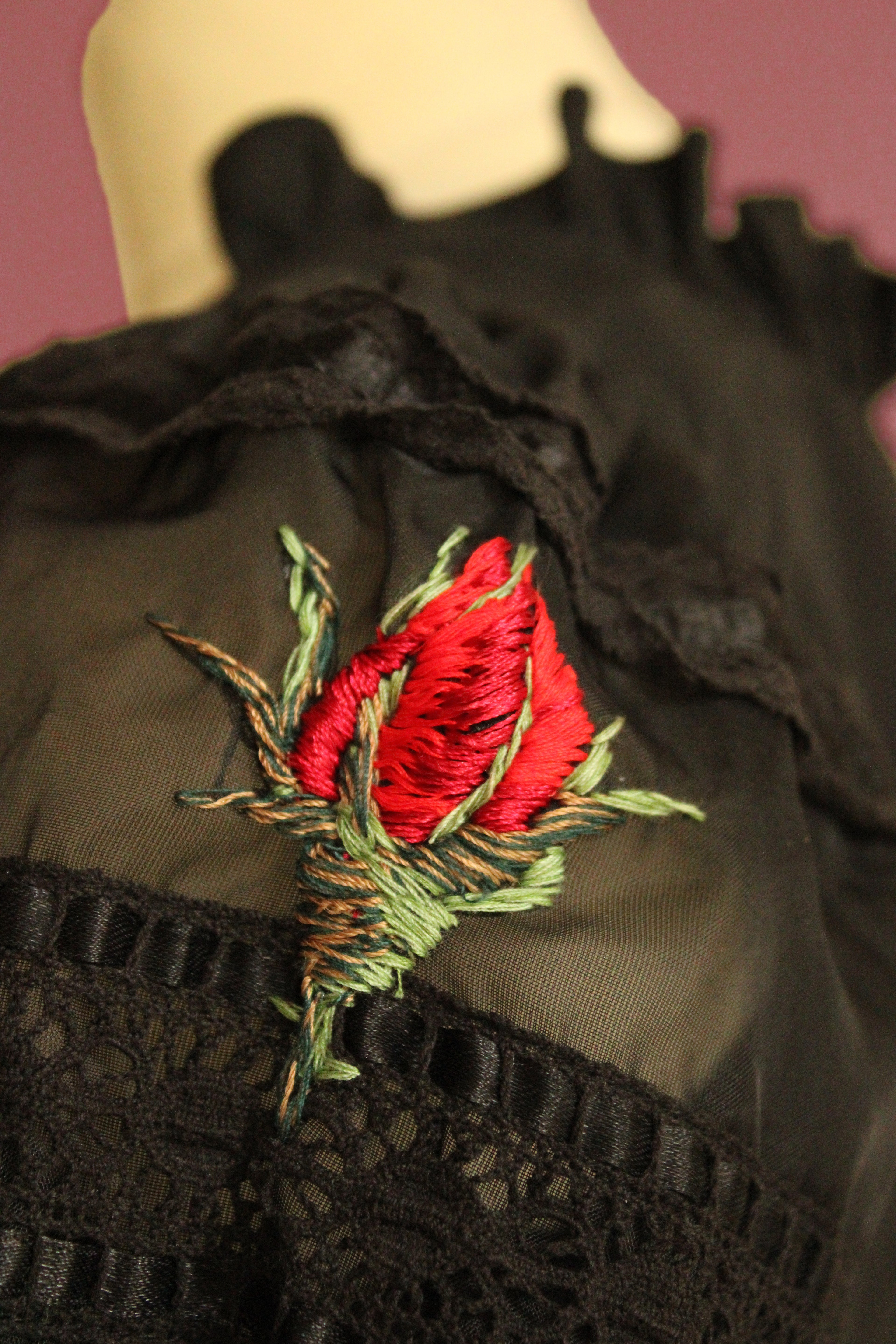 Red Rosebuds Dirndl Blouse No. 1