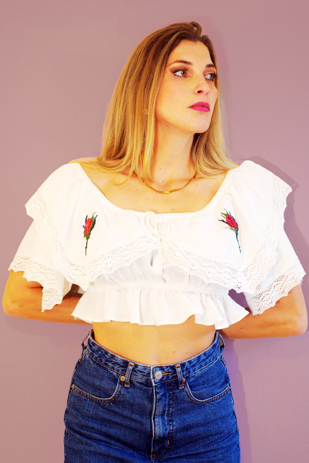 Red Rosebuds Top n.1 